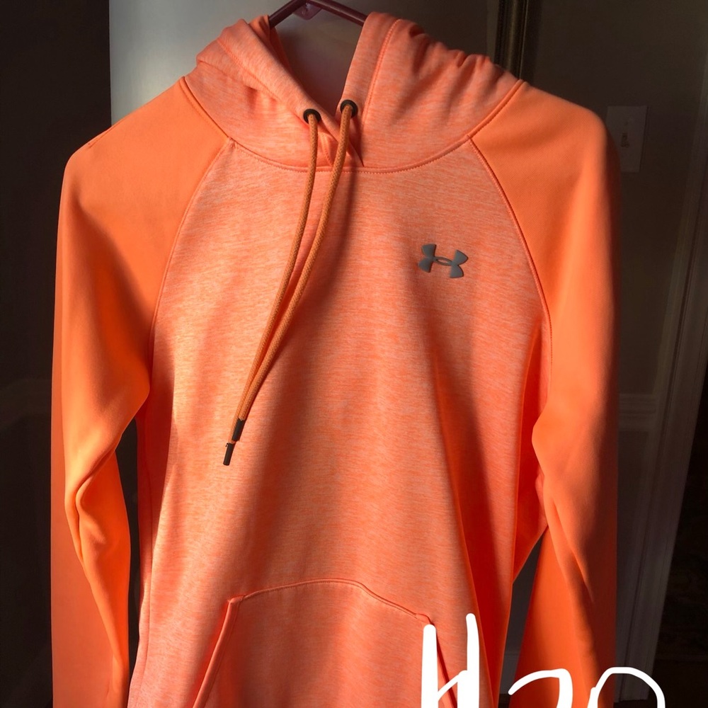 Under armor sweatshirt